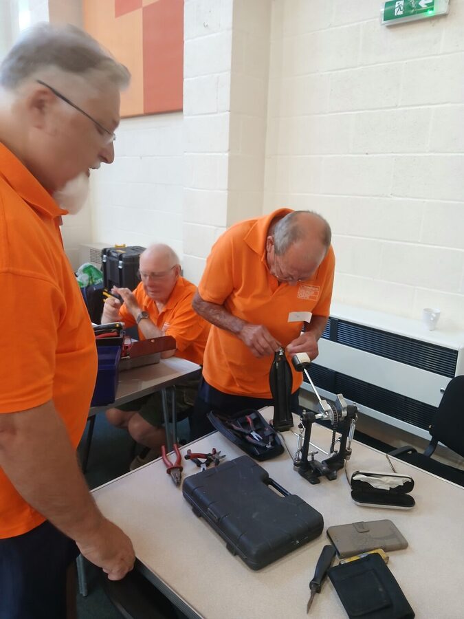 Team in action — photo 4